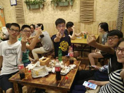 都兰烧烤加盟,学烧烤技术,开烧烤店多少钱疯狂烤翅加盟